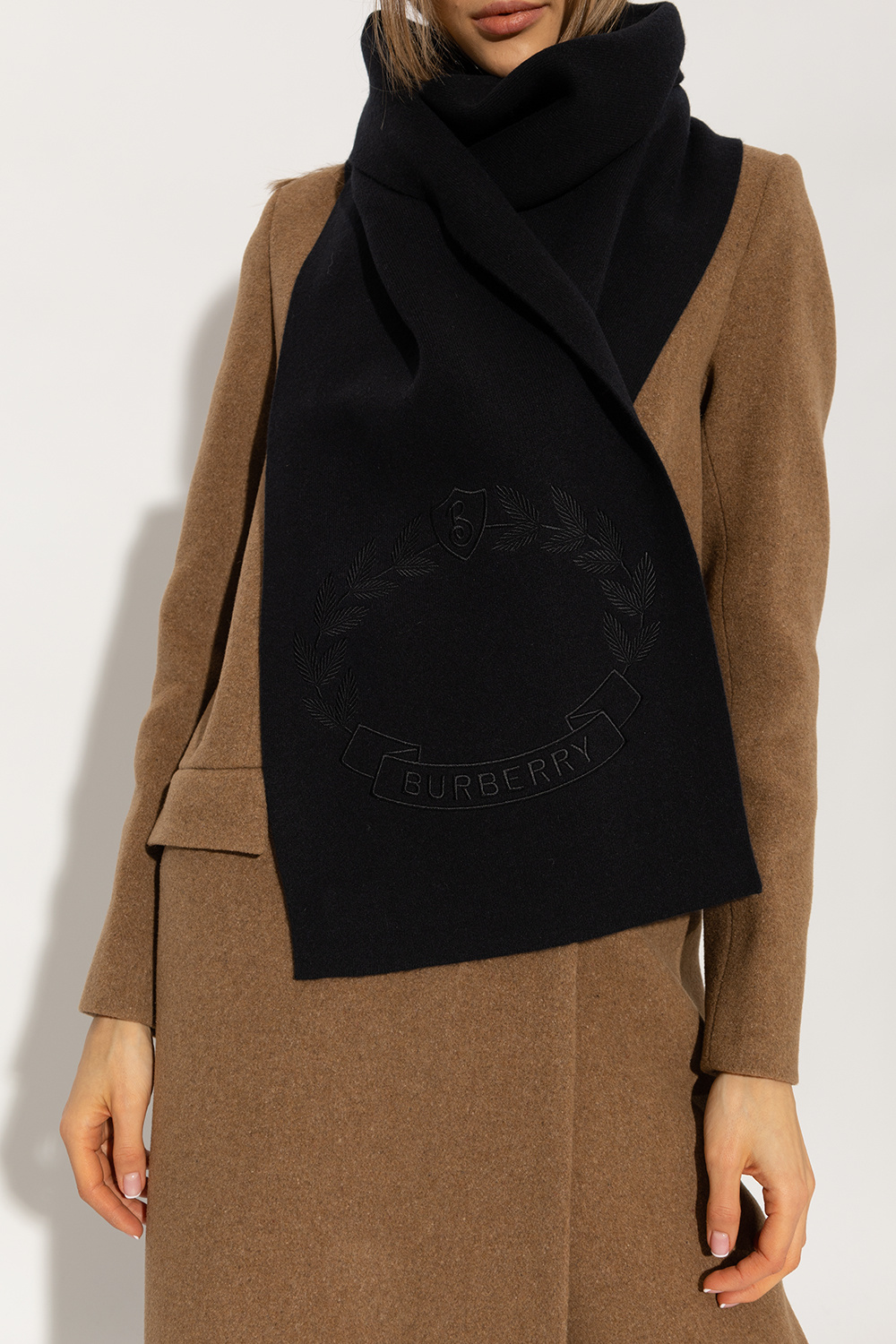 Burberry black cashmere best sale scarf